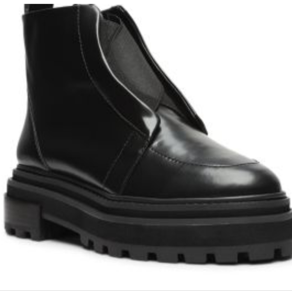 NWOT...Schutz Women Johan Platform Biker Moto Leather Ankle Boots Sz 8.5"